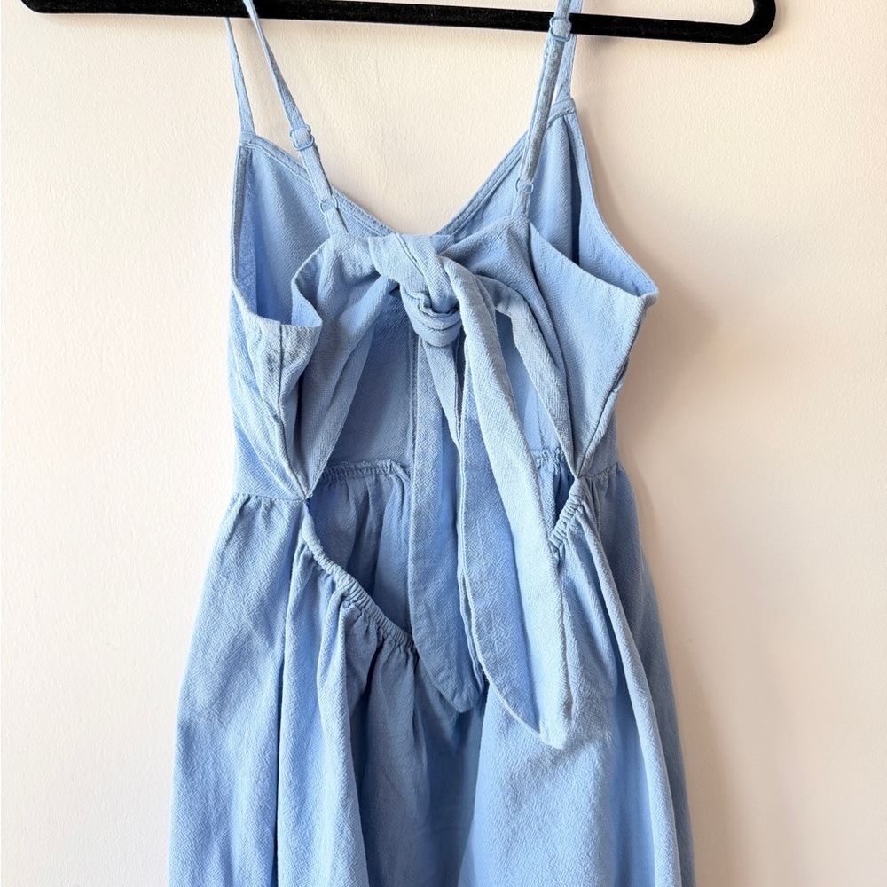 Universal Thread Pale Blue Button-Front Spaghetti Strap Midi Dress - Picture 3 of 4